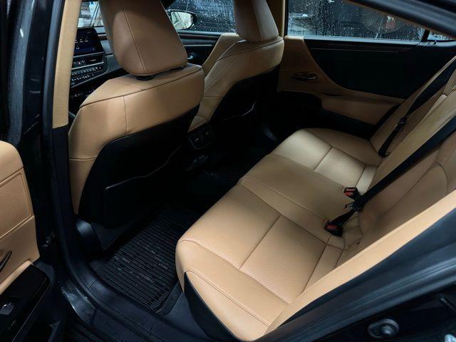 used 2023 Lexus ES 350 car, priced at $36,000