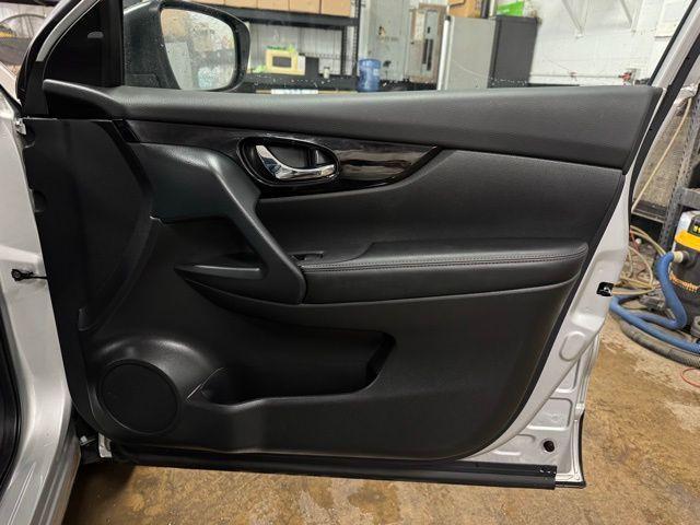 used 2022 Nissan Rogue Sport car, priced at $22,304