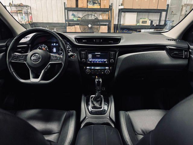 used 2022 Nissan Rogue Sport car, priced at $22,304