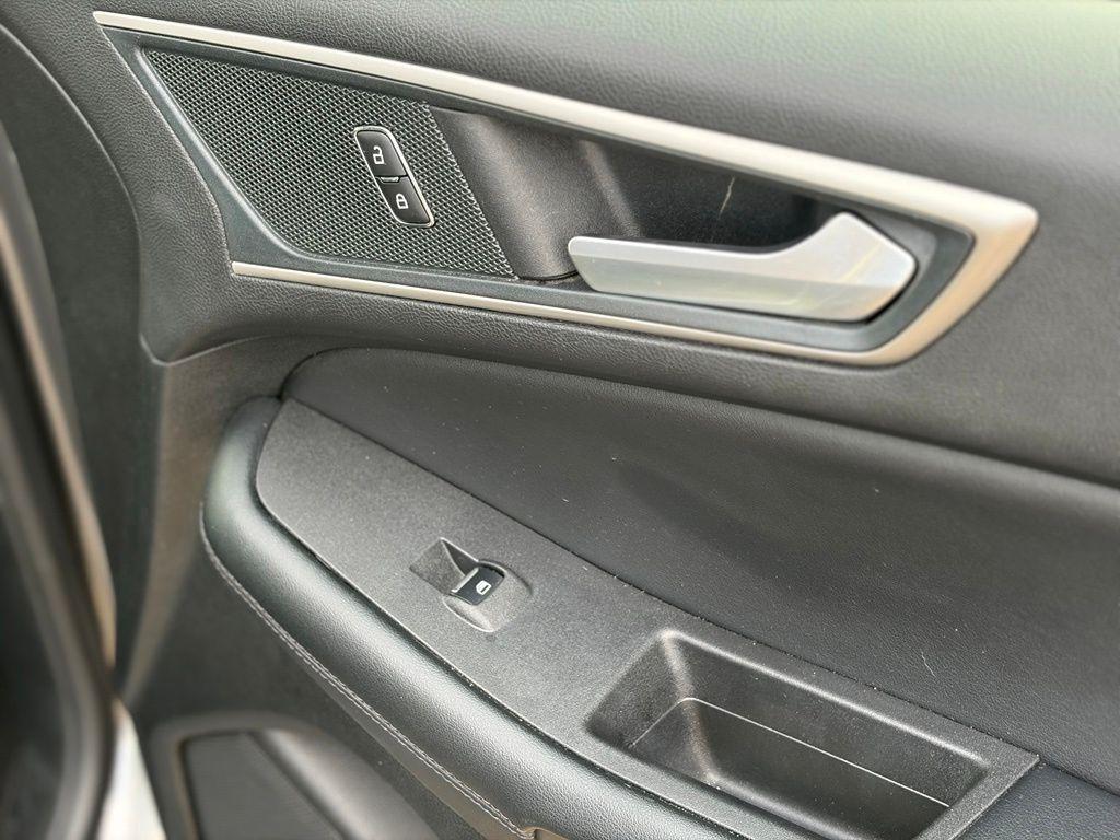 used 2024 Ford Edge car, priced at $24,115