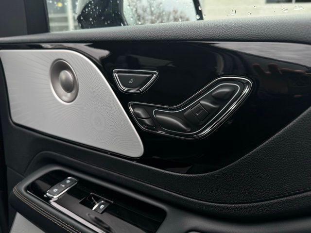 new 2026 Lincoln Aviator car