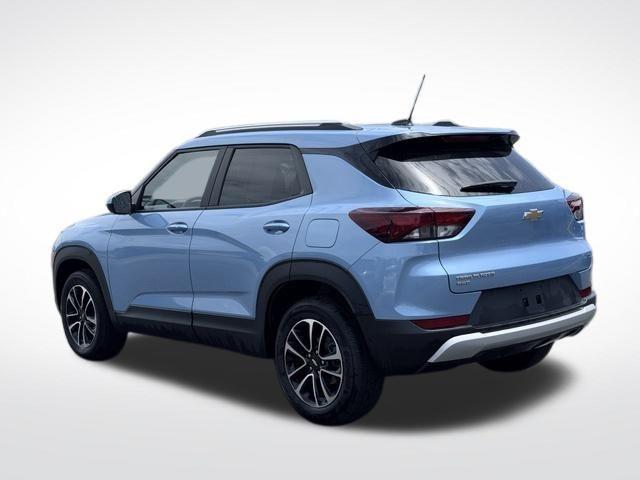 used 2025 Chevrolet TrailBlazer car, priced at $23,304