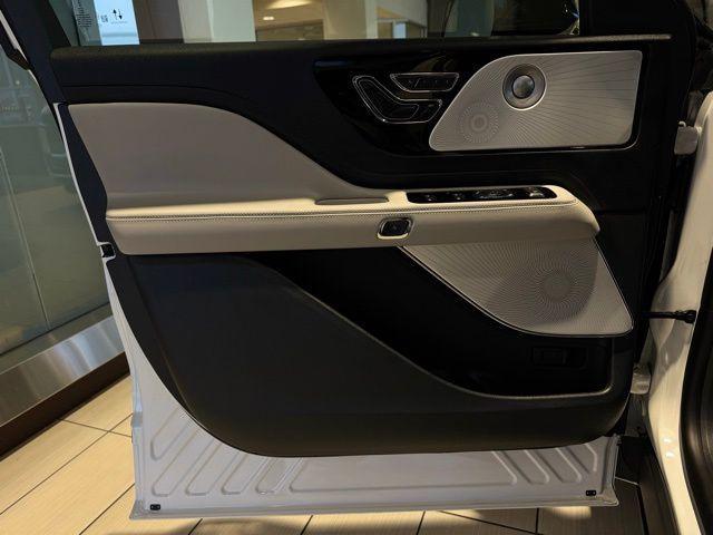 new 2026 Lincoln Aviator car