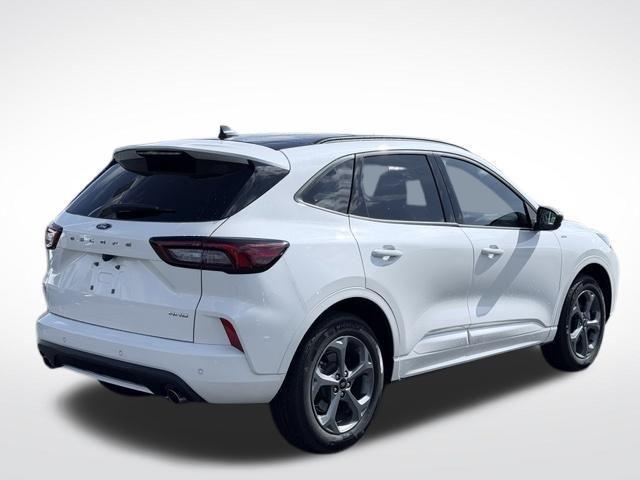 used 2024 Ford Escape car, priced at $27,304