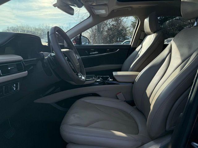 used 2023 Lincoln Nautilus car, priced at $40,989