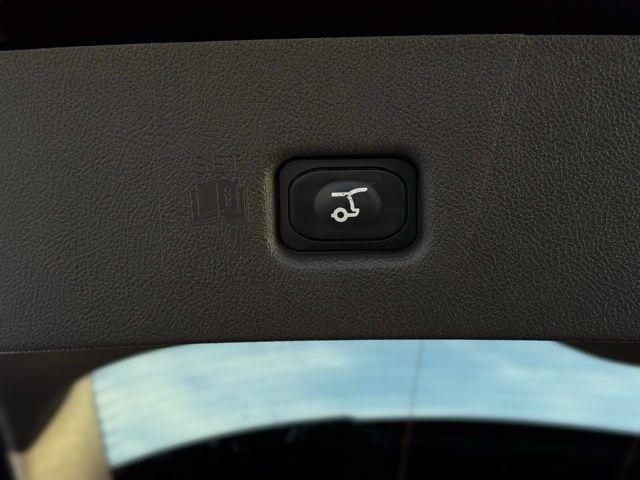 used 2023 Lincoln Nautilus car, priced at $40,989