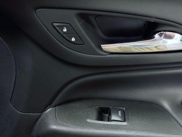 used 2023 Chevrolet Equinox car, priced at $19,966