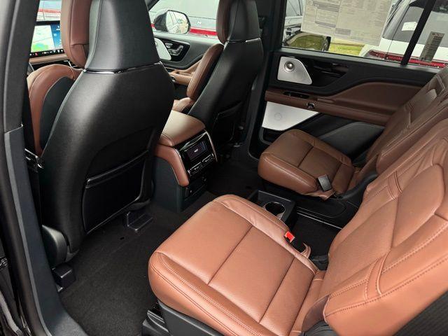 new 2026 Lincoln Aviator car