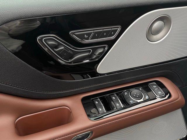 new 2026 Lincoln Aviator car