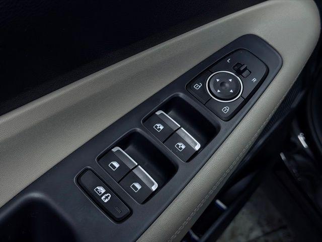 used 2023 Hyundai Santa Fe car, priced at $27,618