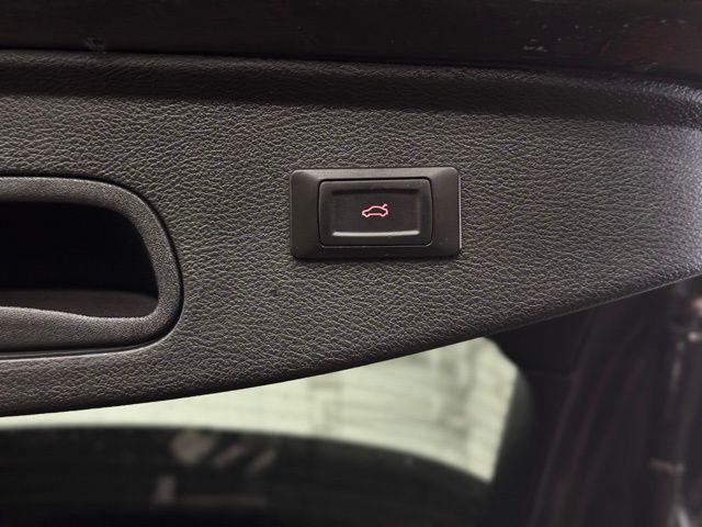 used 2017 Jeep Cherokee car, priced at $12,457