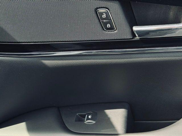 used 2023 Lincoln Nautilus car, priced at $32,304