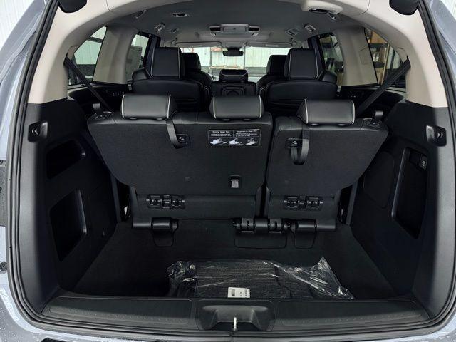 used 2025 Honda Odyssey car, priced at $43,460