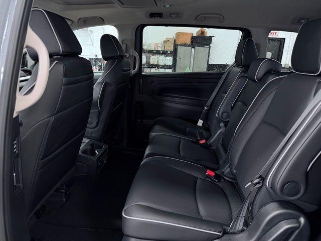 used 2025 Honda Odyssey car, priced at $43,460