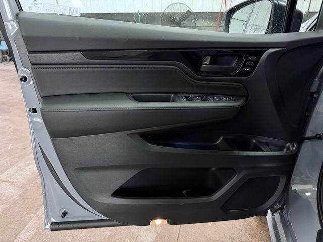 used 2025 Honda Odyssey car, priced at $43,460