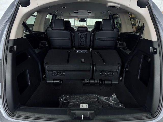 used 2025 Honda Odyssey car, priced at $43,460