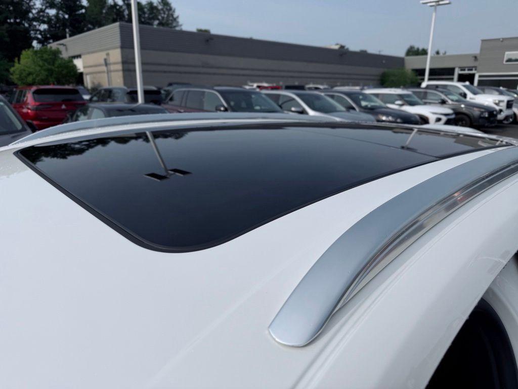 used 2023 Lincoln Nautilus car, priced at $38,304