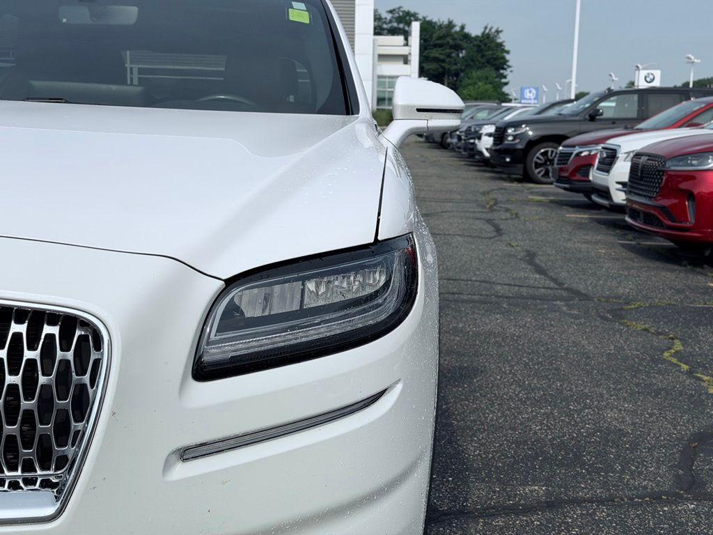 used 2023 Lincoln Nautilus car, priced at $38,304