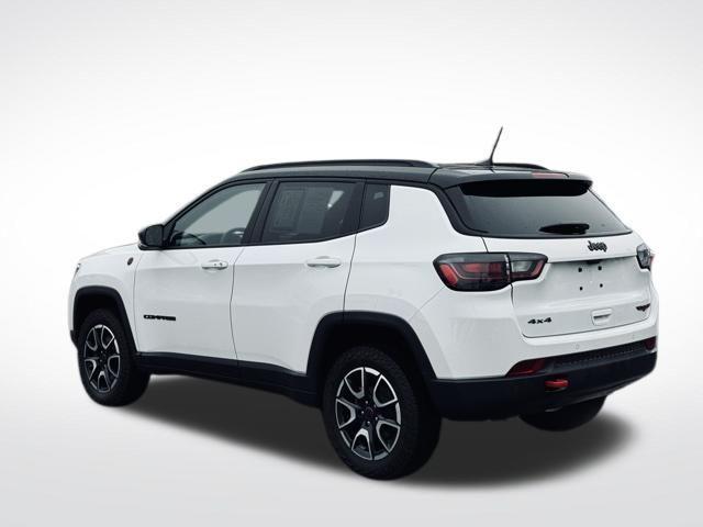 used 2025 Jeep Compass car, priced at $25,720