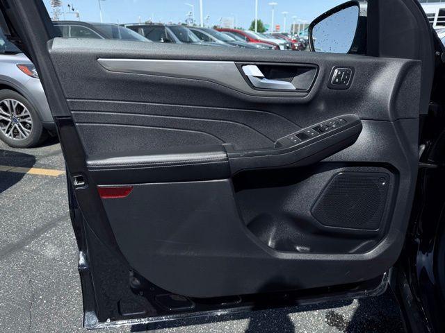 used 2022 Ford Escape car, priced at $21,033
