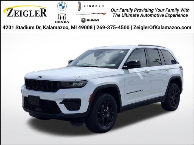 used 2025 Jeep Grand Cherokee car, priced at $35,304