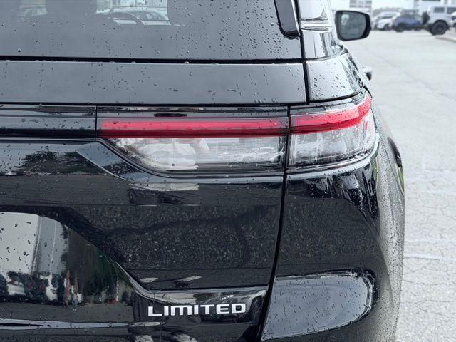 used 2025 Jeep Grand Cherokee car, priced at $40,500