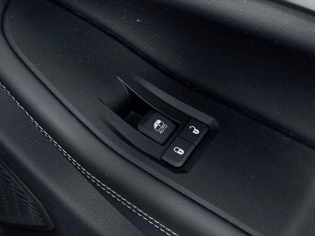 used 2025 Jeep Grand Cherokee car, priced at $40,500