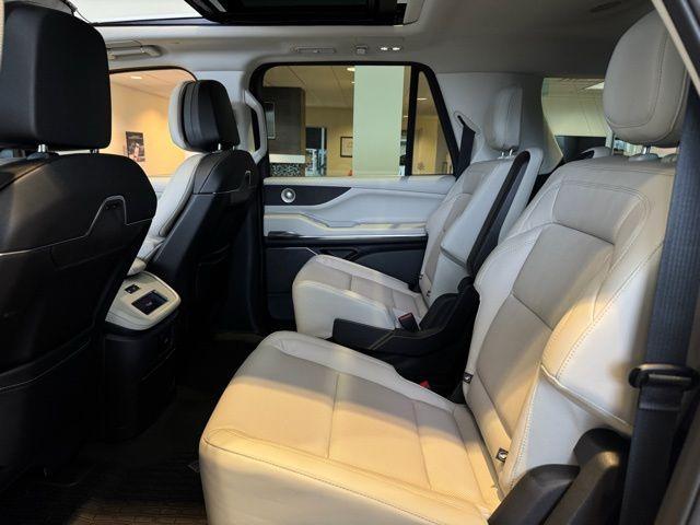 new 2026 Lincoln Navigator car, priced at $109,645