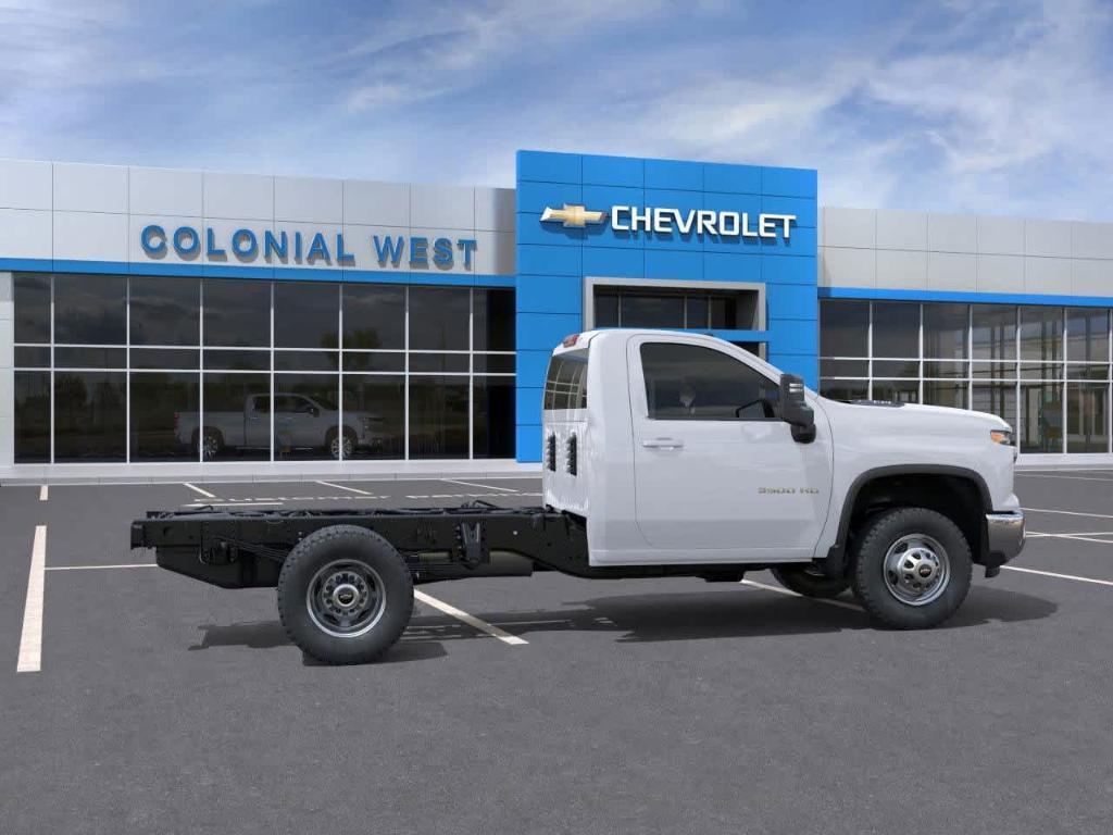 new 2025 Chevrolet Silverado 3500 car, priced at $51,043