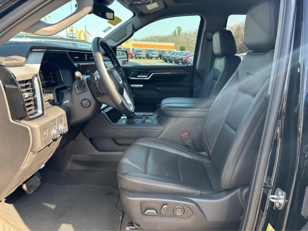 used 2024 GMC Sierra 1500 car, priced at $60,924