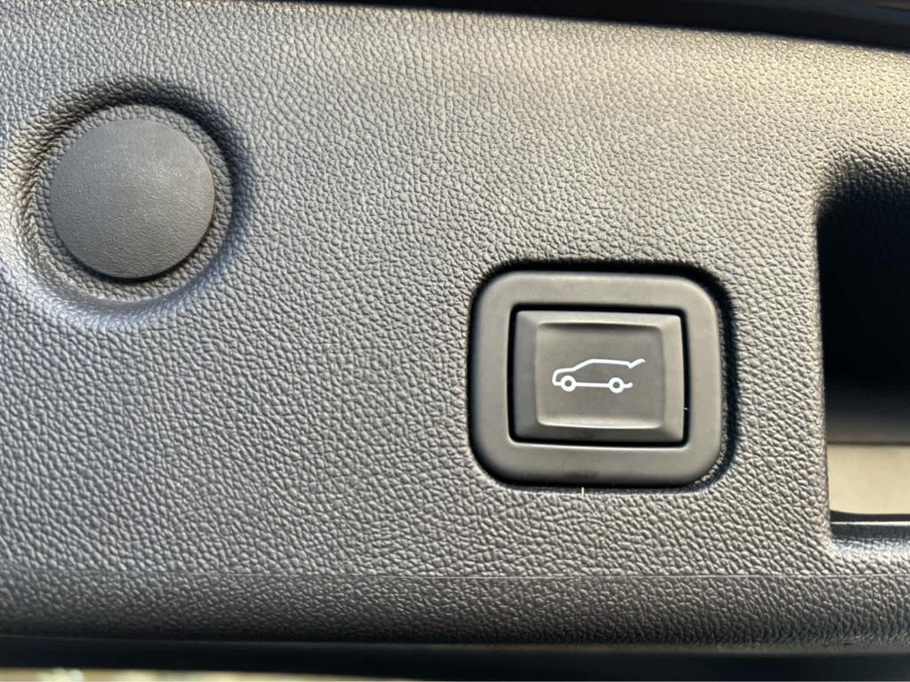 used 2024 Chevrolet Equinox car, priced at $21,975