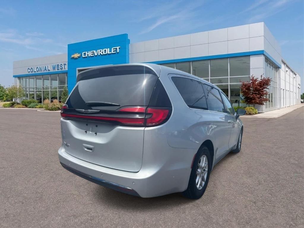 used 2024 Chrysler Pacifica car, priced at $28,999