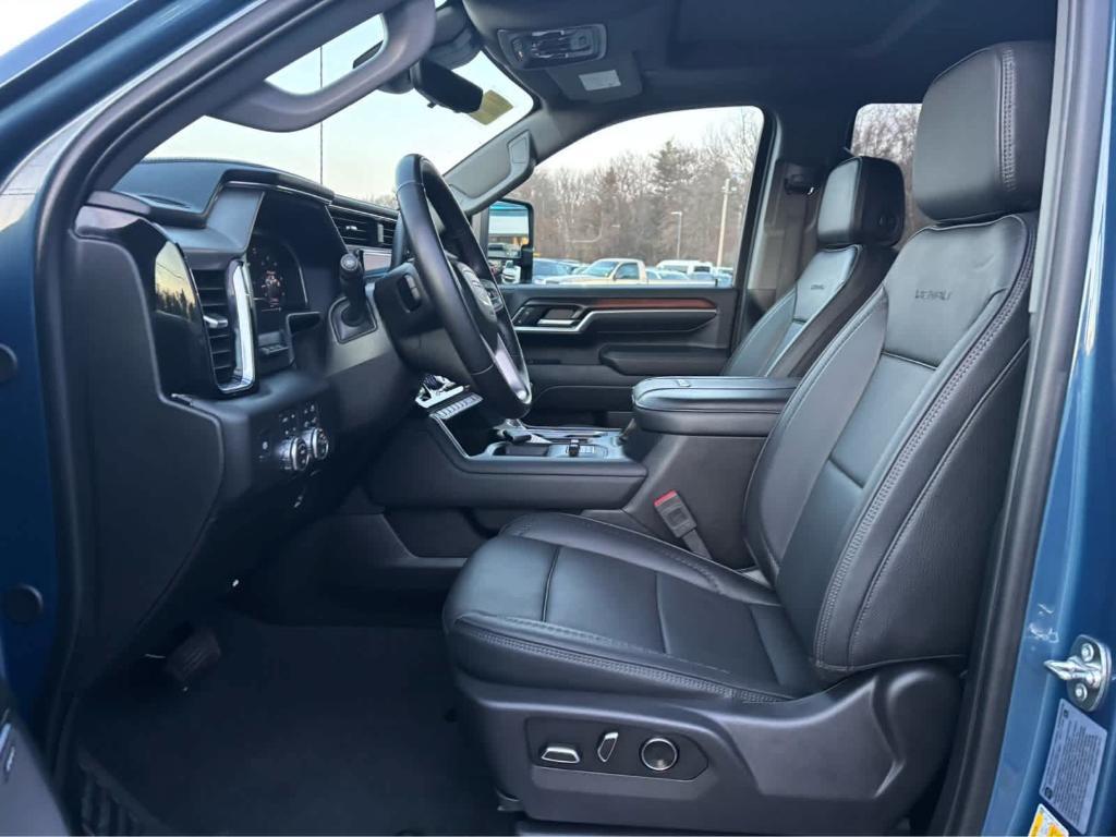 used 2025 GMC Sierra 2500 car, priced at $79,975