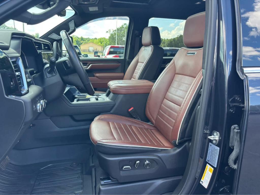 used 2024 GMC Sierra 2500 car, priced at $76,975