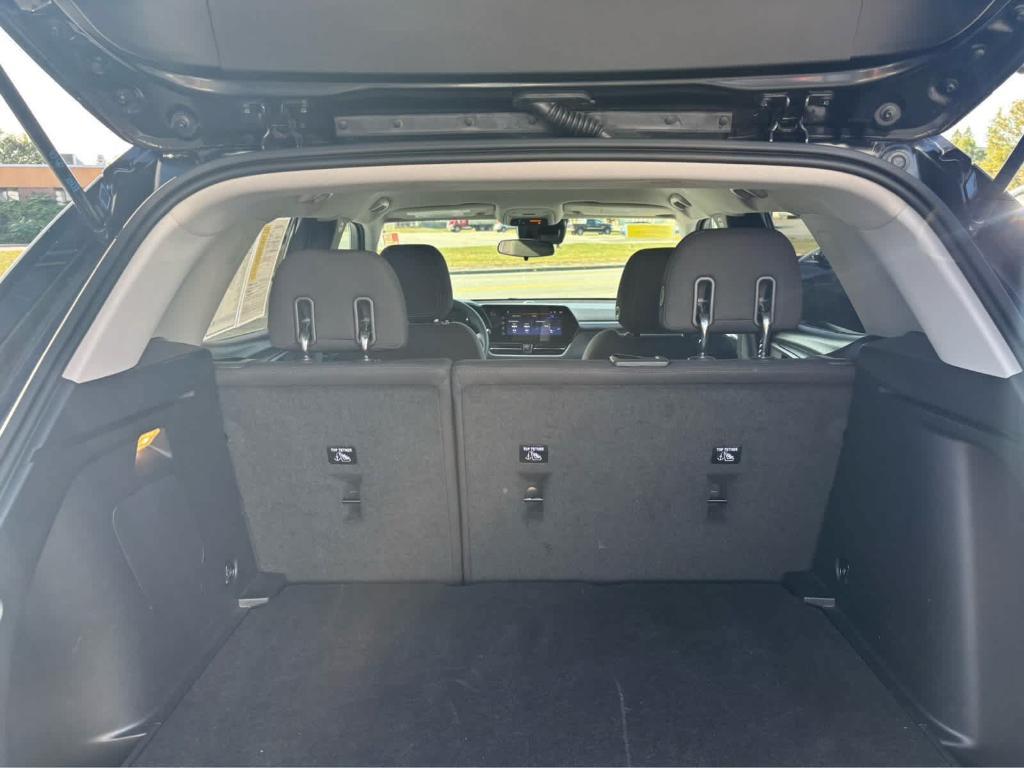 used 2025 Chevrolet TrailBlazer car, priced at $23,900