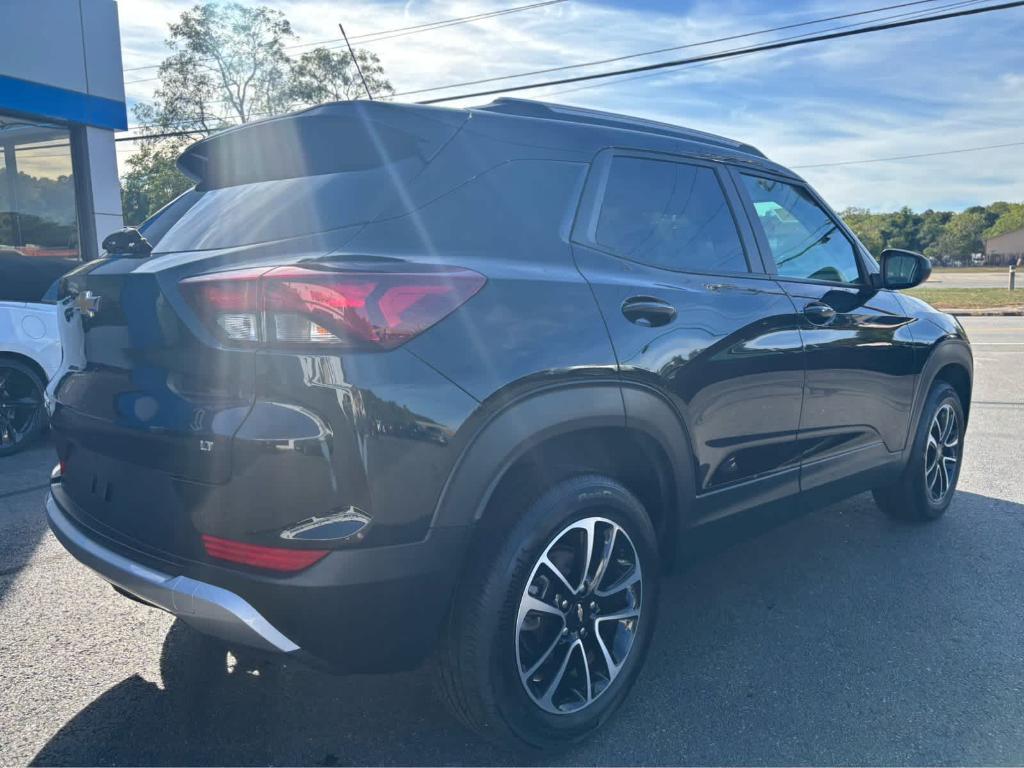 used 2025 Chevrolet TrailBlazer car, priced at $23,900