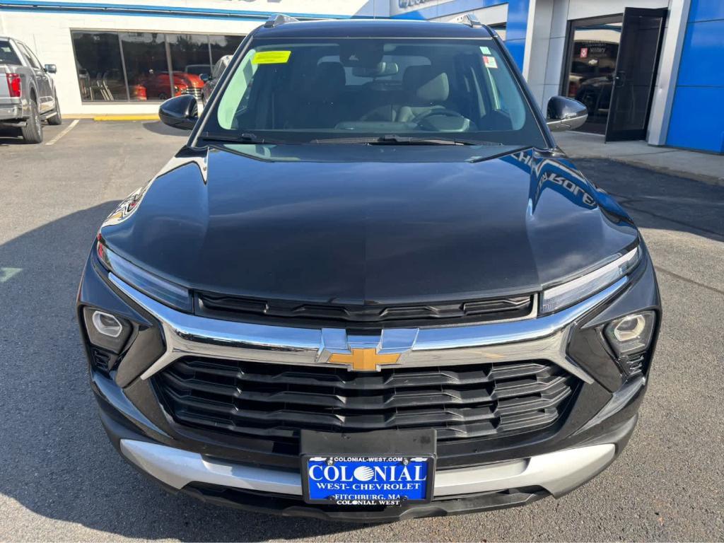used 2025 Chevrolet TrailBlazer car, priced at $23,900