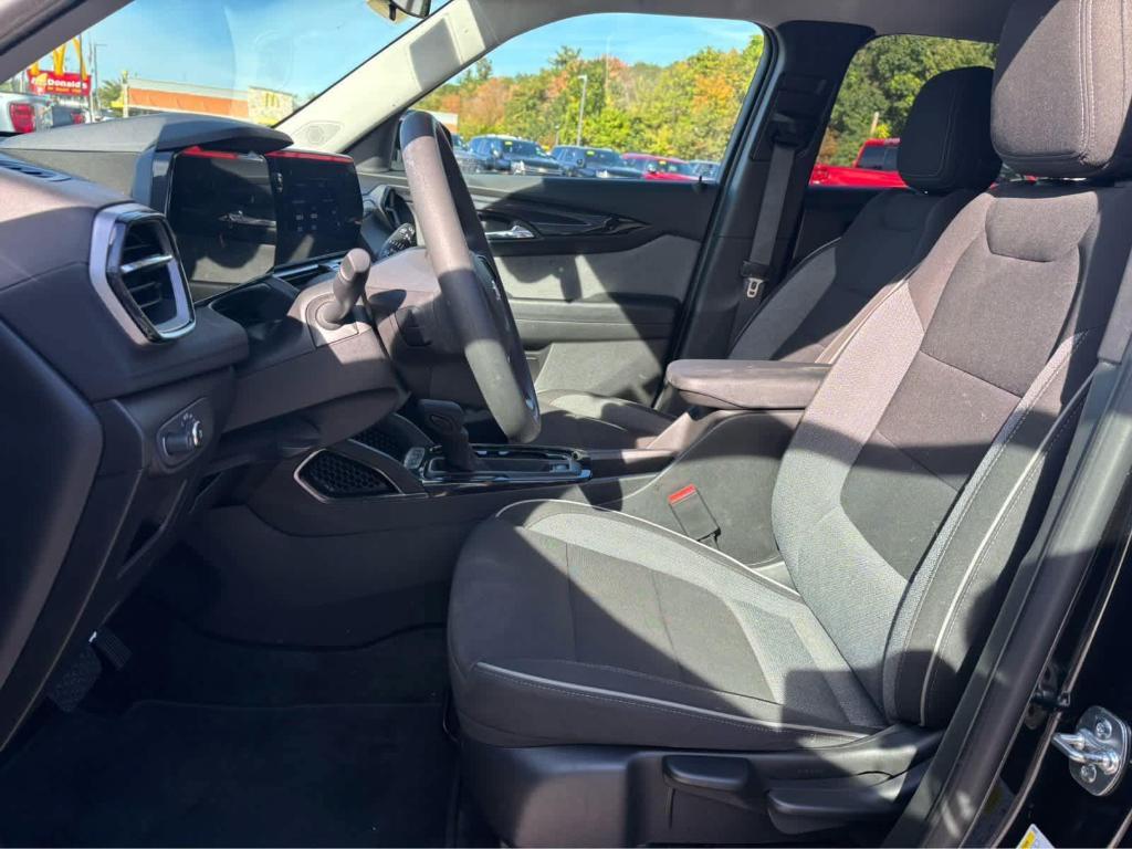 used 2025 Chevrolet TrailBlazer car, priced at $21,999