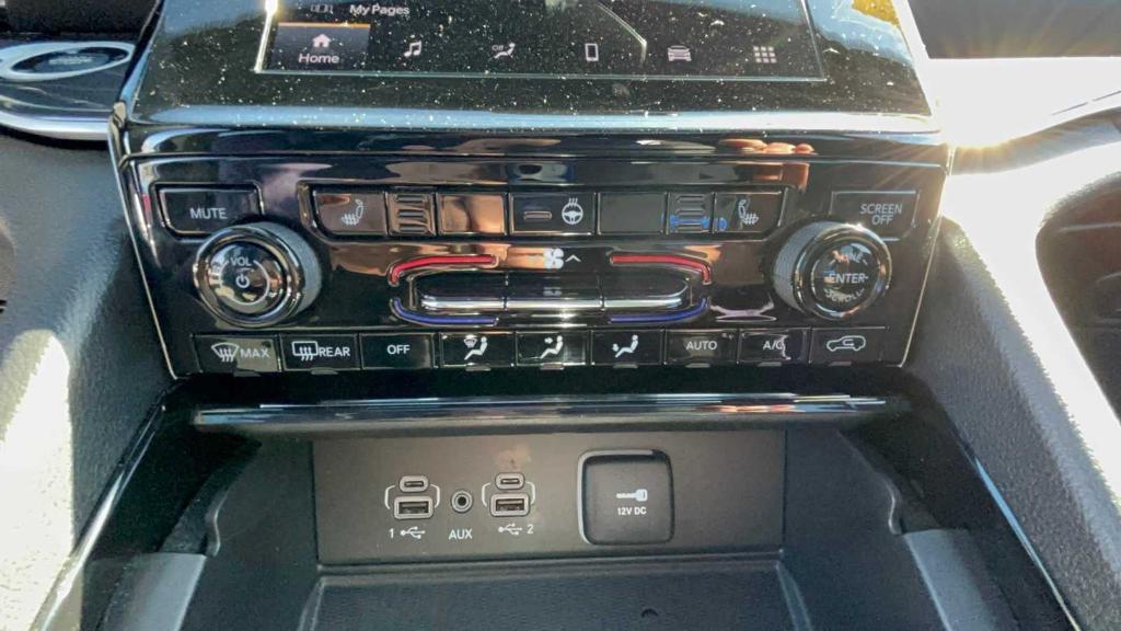 used 2023 Jeep Grand Cherokee L car, priced at $33,474