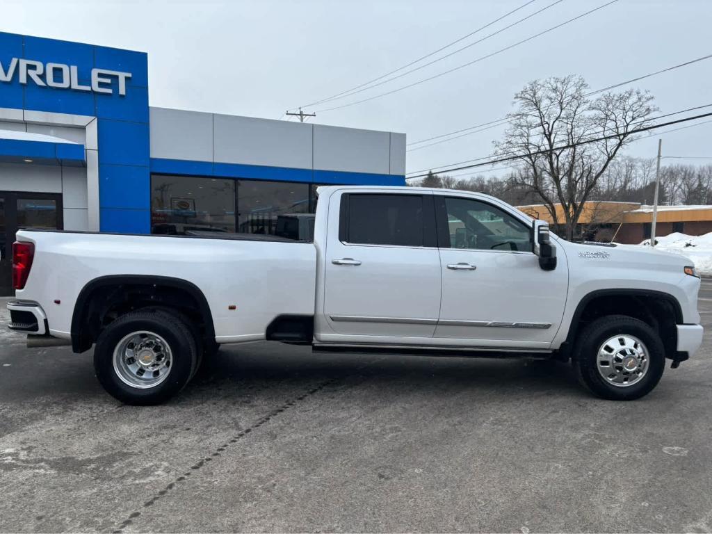 used 2025 Chevrolet Silverado 3500 car, priced at $84,775