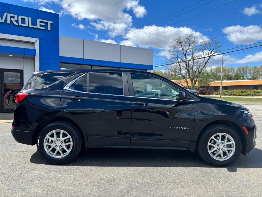 used 2023 Chevrolet Equinox car, priced at $21,474