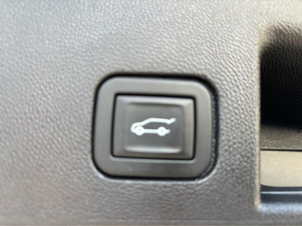 used 2024 Chevrolet Equinox car, priced at $23,975