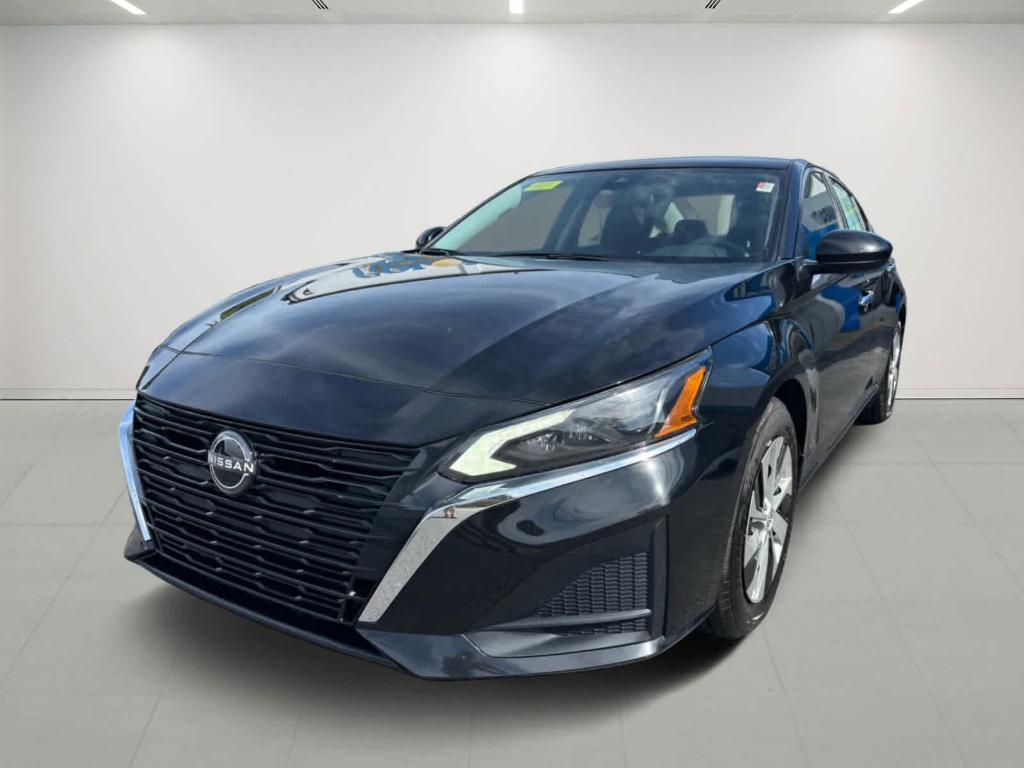 used 2023 Nissan Altima car, priced at $16,500