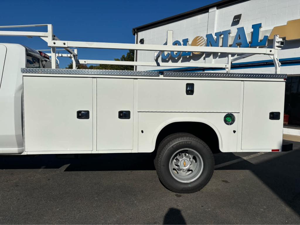 new 2024 Chevrolet Silverado 3500 car, priced at $81,949