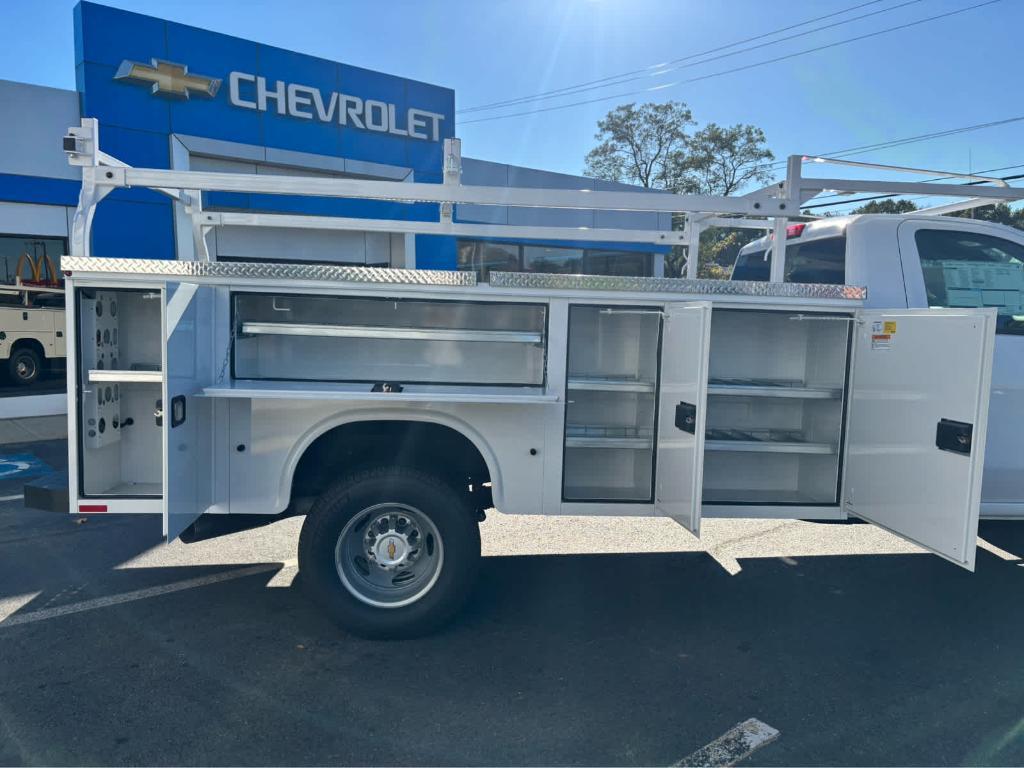 new 2024 Chevrolet Silverado 3500 car, priced at $81,949
