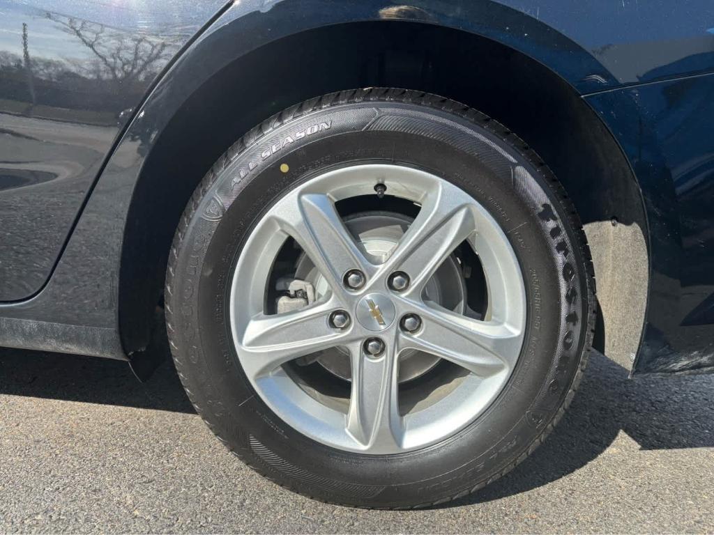 used 2023 Chevrolet Malibu car, priced at $16,975