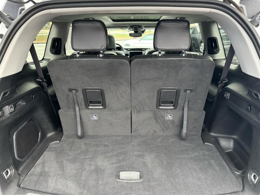 used 2022 Jeep Grand Cherokee L car, priced at $29,975