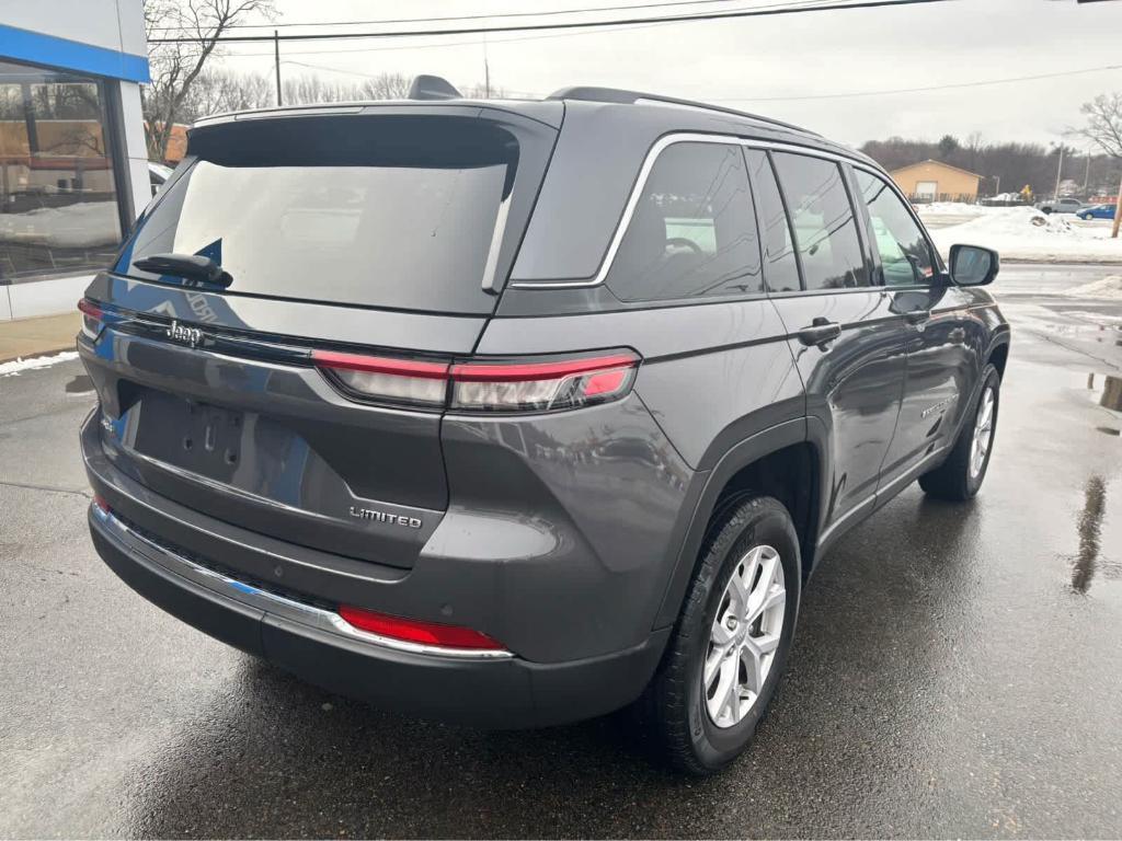 used 2022 Jeep Grand Cherokee car, priced at $29,975
