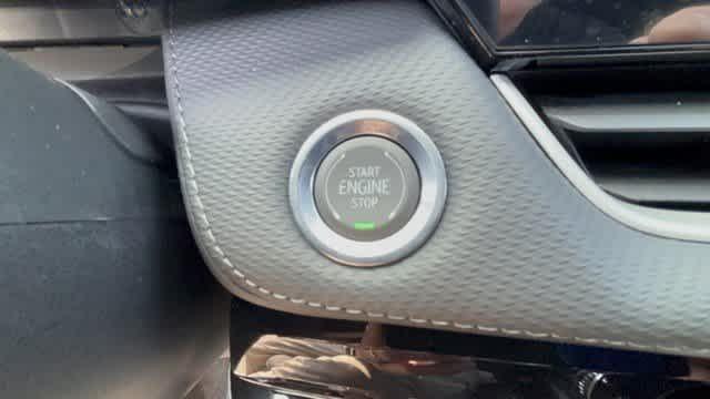 new 2026 Chevrolet Equinox car, priced at $33,044