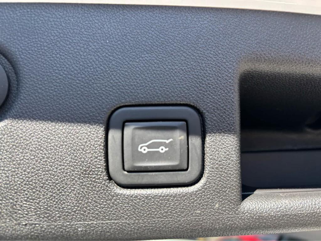 used 2024 Chevrolet Equinox car, priced at $28,775